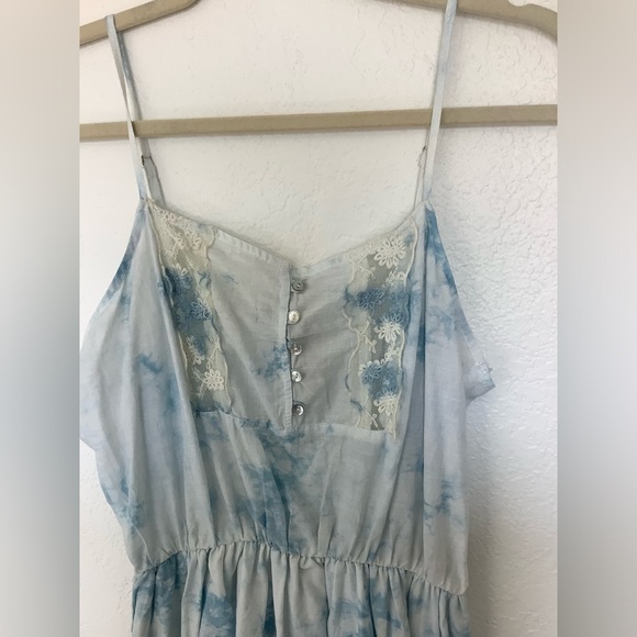 Blue & White Dress Size Medium - Picture 3 of 6